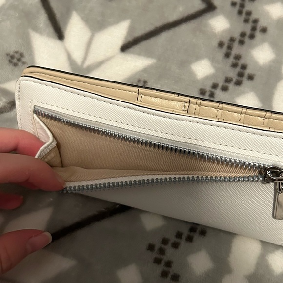 Wallet - Picture 6 of 6